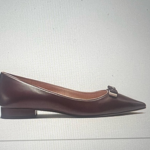 Kate spade shoe neela, cherrywood,upper part intact . size 9.5B, worn few times - Picture 3 of 3